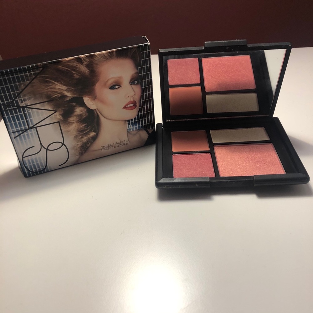 Nars Killing Me Softly Blush/ highlighter Palette